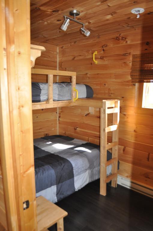 The Sleeping Moose Cottage Birch Plain Exteriör bild