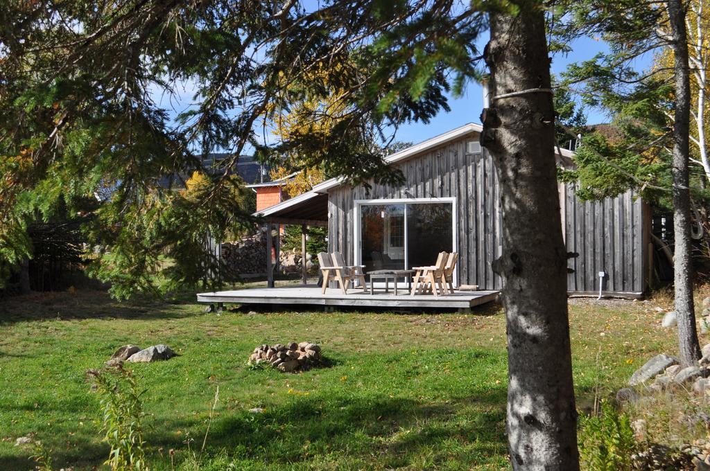 The Sleeping Moose Cottage Birch Plain Exteriör bild