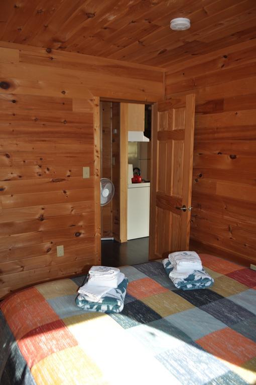 The Sleeping Moose Cottage Birch Plain Exteriör bild